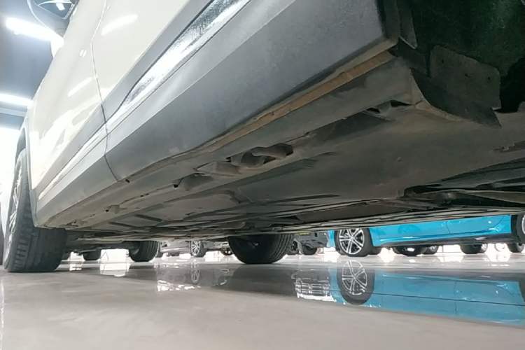 Used Mercedes-Benz GLA 2020 GLA 200 Left Side Sill