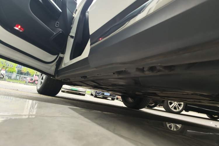 Used Mercedes-Benz GLA 2020 GLA 200 Left Side Sill