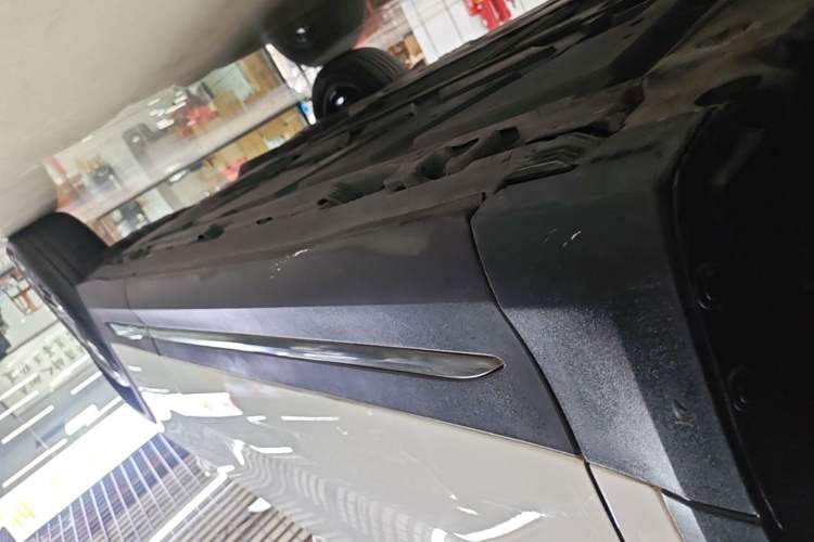 Used Mercedes-Benz GLA 2020 GLA 180 Left Side Sill