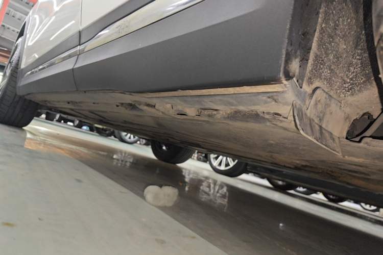 Used Mercedes-Benz GLA 2020 GLA 200 Left Side Sill