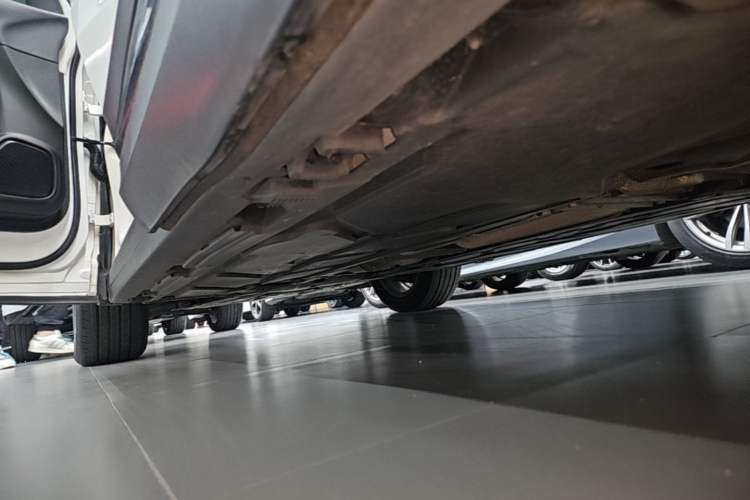 Used Mercedes-Benz GLA 2020 GLA 180 Left Side Sill