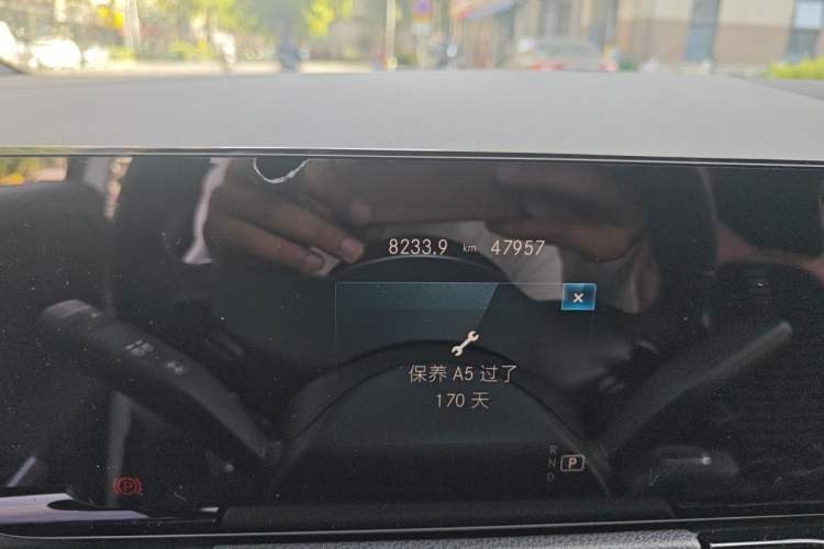 Used Mercedes-Benz GLA 2020 GLA 200 Odometer Close Up