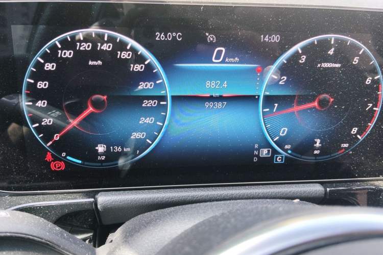 Used Mercedes-Benz GLA 2020 GLA 200 Odometer Close Up
