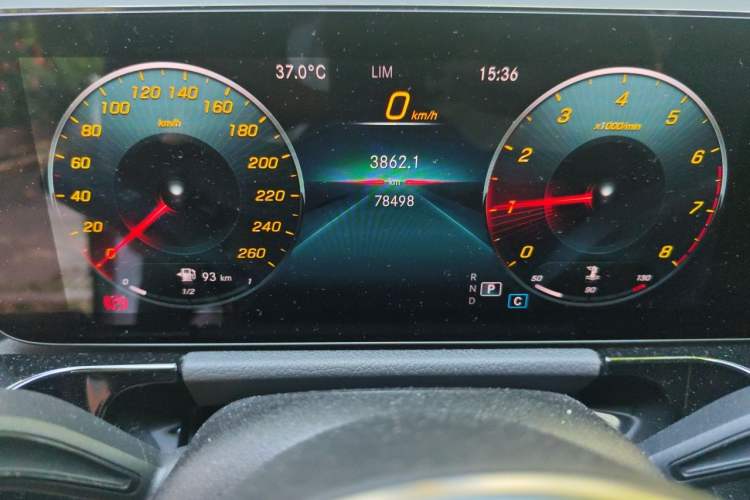 Used Mercedes-Benz GLA 2020 GLA 200 Odometer Close Up