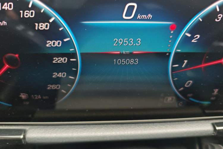 Used Mercedes-Benz GLA 2020 GLA 180 Odometer Close Up