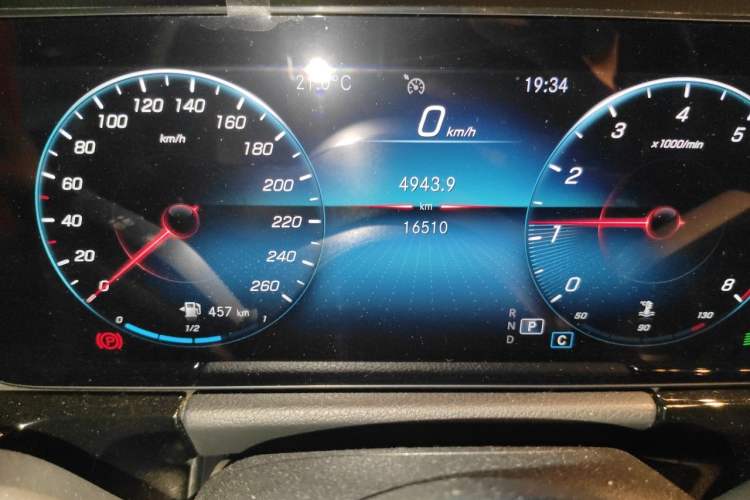 Used Mercedes-Benz GLA 2020 GLA 200 Odometer Close Up