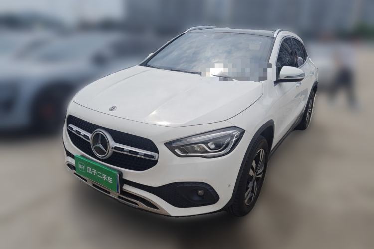 Used Mercedes-Benz GLA 2020 GLA 200 Guazi used car, China used car export, Used car for sale, Used Mercedes-Benz cars, Cheapest cars for sale