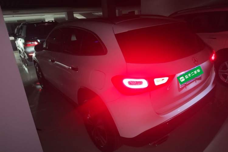 Used Mercedes-Benz GLA 2020 GLA 180 Rear Left 45 Deg