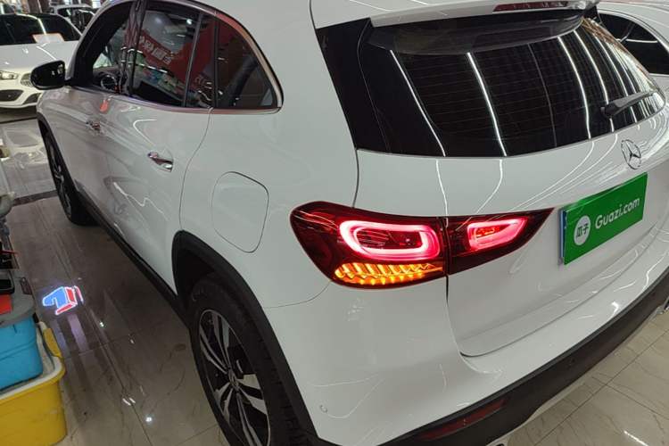 Used Mercedes-Benz GLA 2020 GLA 200 Rear Left 45 Deg