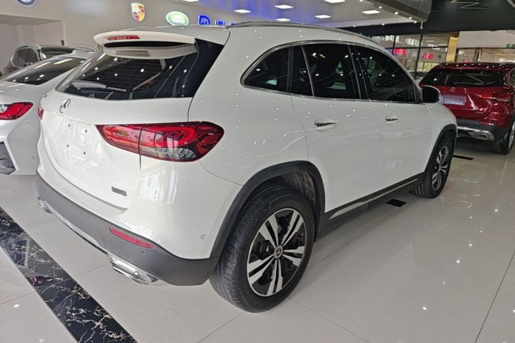Used Mercedes-Benz GLA 2020 GLA 200 Rear Right 45 Deg