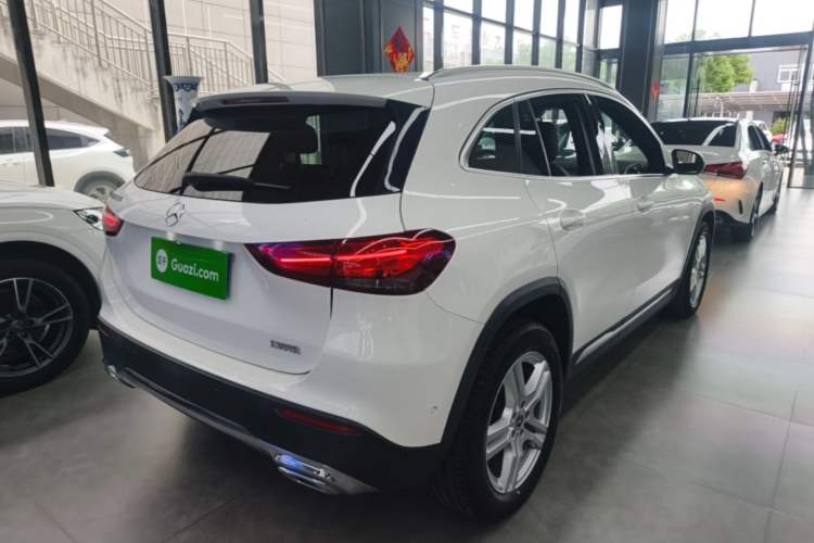 Used Mercedes-Benz GLA 2020 GLA 180 Rear Right 45 Deg