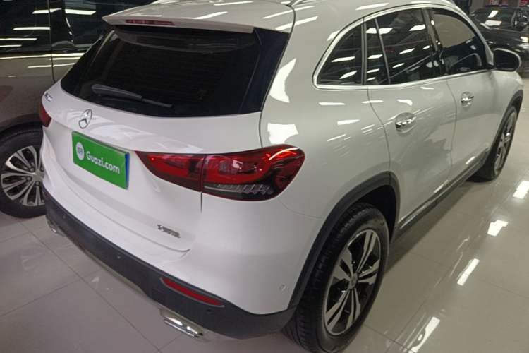Used Mercedes-Benz GLA 2020 GLA 200 Rear Right 45 Deg