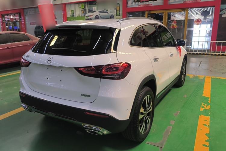 Used Mercedes-Benz GLA 2020 GLA 200 Rear Right 45 Deg