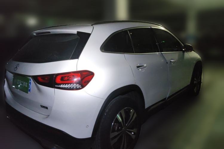 Used Mercedes-Benz GLA 2020 GLA 200 Rear Right 45 Deg