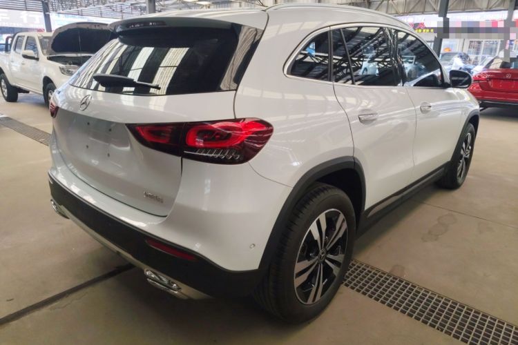 Used Mercedes-Benz GLA 2020 GLA 200 Rear Right 45 Deg