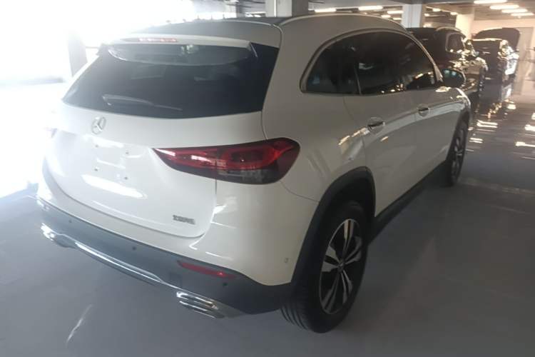 Used Mercedes-Benz GLA 2020 GLA 200 Rear Right 45 Deg
