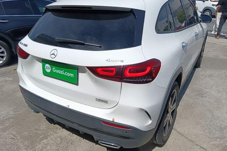Used Mercedes-Benz GLA 2020 GLA 200 4MATIC Rear Right 45 Deg