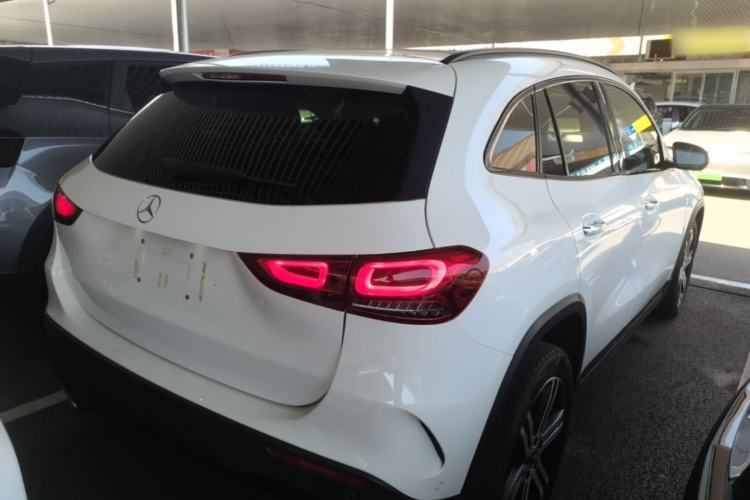 Used Mercedes-Benz GLA 2020 GLA 200 4MATIC Rear Right 45 Deg