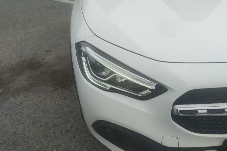 Used Mercedes-Benz GLA 2020 GLA 200 Right Front Headlight