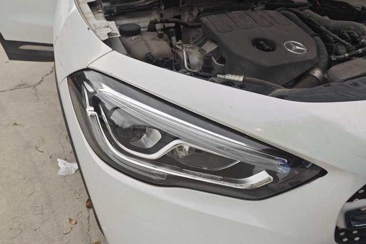 Used Mercedes-Benz GLA 2020 GLA 200 Right Front Headlight