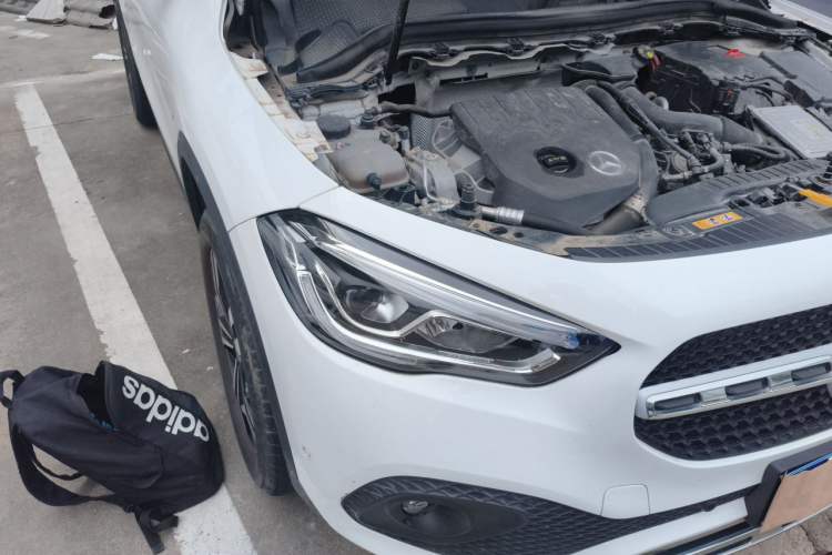 Used Mercedes-Benz GLA 2020 GLA 200 Right Front Headlight