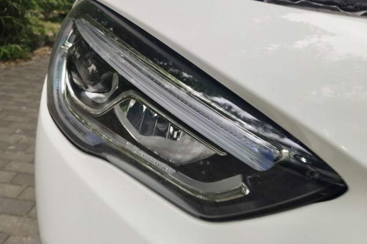 Used Mercedes-Benz GLA 2020 GLA 200 Right Front Headlight