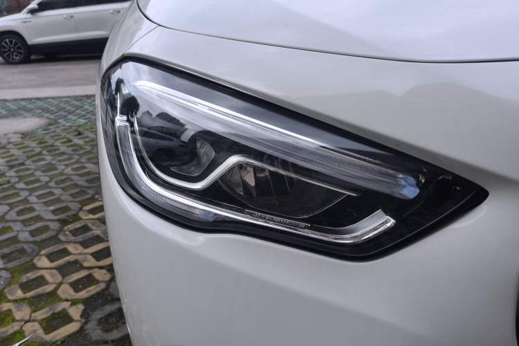Used Mercedes-Benz GLA 2020 GLA 200 Right Front Headlight