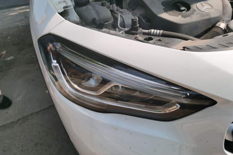 Used Mercedes-Benz GLA 2020 GLA 200 Right Front Headlight