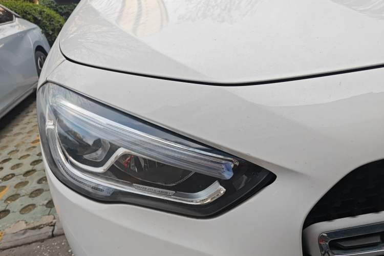Used Mercedes-Benz GLA 2020 GLA 200 Right Front Headlight