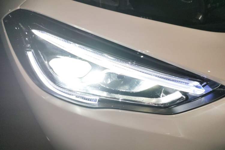 Used Mercedes-Benz GLA 2020 GLA 200 Right Front Headlight