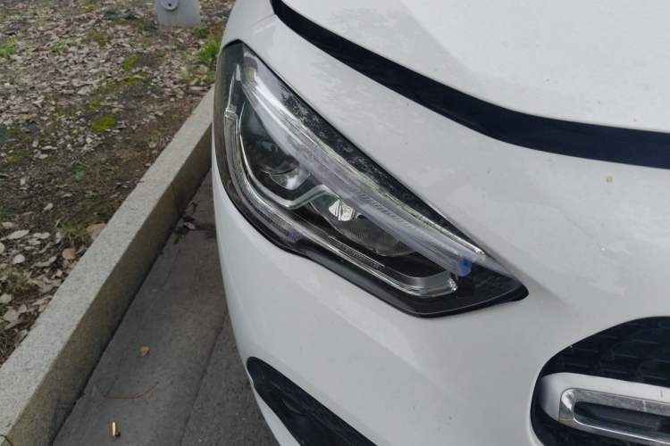 Used Mercedes-Benz GLA 2020 GLA 200 Right Front Headlight