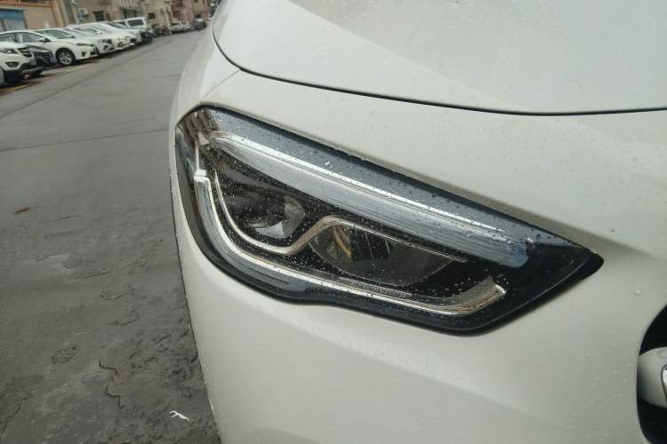 Used Mercedes-Benz GLA 2020 GLA 200 Right Front Headlight