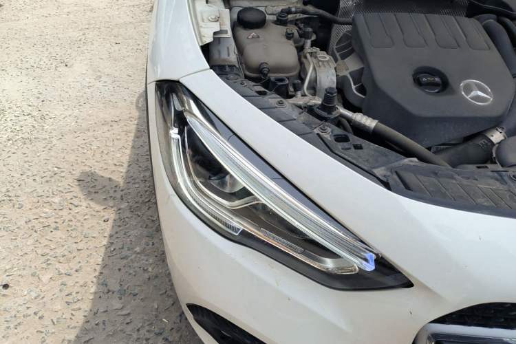 Used Mercedes-Benz GLA 2020 GLA 200 Right Front Headlight