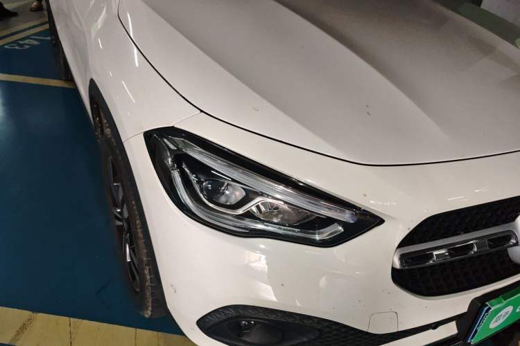 Used Mercedes-Benz GLA 2020 GLA 200 Right Front Headlight