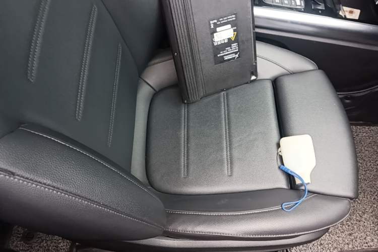 Used Mercedes-Benz GLA 2020 GLA 200 Right Front Seat