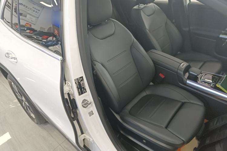 Used Mercedes-Benz GLA 2020 GLA 200 Right Front Seat