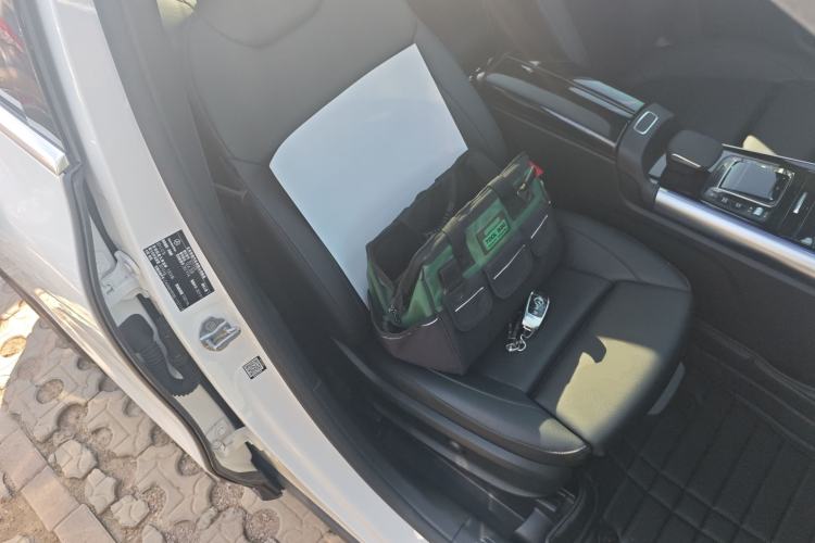 Used Mercedes-Benz GLA 2020 GLA 200 Right Front Seat