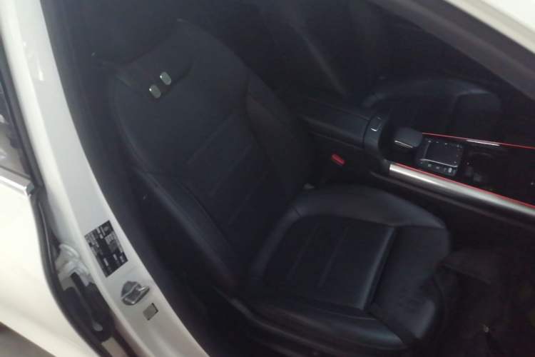 Used Mercedes-Benz GLA 2020 GLA 200 Right Front Seat