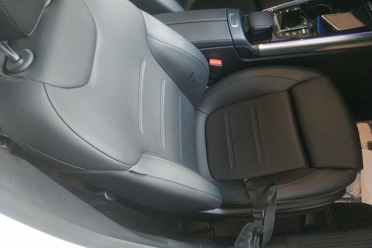Used Mercedes-Benz GLA 2020 GLA 200 Right Front Seat