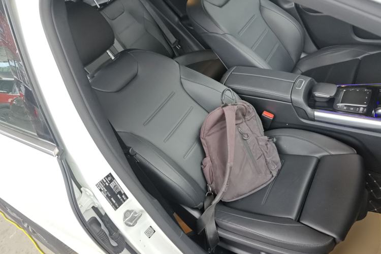 Used Mercedes-Benz GLA 2020 GLA 200 Right Front Seat