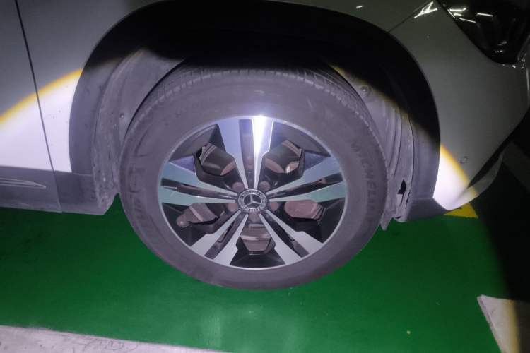 Used Mercedes-Benz GLA 2020 GLA 200 Right Front Wheel Hub