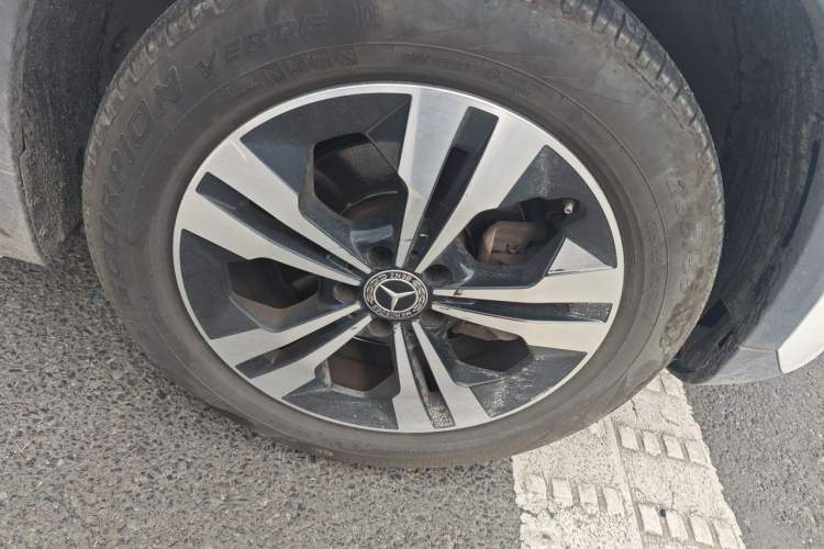Used Mercedes-Benz GLA 2020 GLA 200 Right Front Wheel Hub