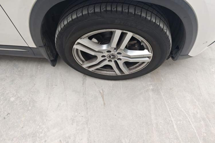 Used Mercedes-Benz GLA 2020 GLA 180 Right Front Wheel Hub
