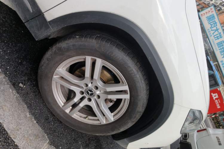Used Mercedes-Benz GLA 2020 GLA 180 Right Front Wheel Hub