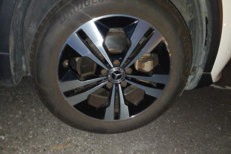 Used Mercedes-Benz GLA 2020 GLA 200 Right Front Wheel Hub