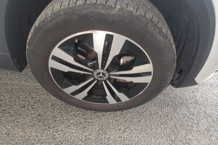 Used Mercedes-Benz GLA 2020 GLA 200 Right Front Wheel Hub