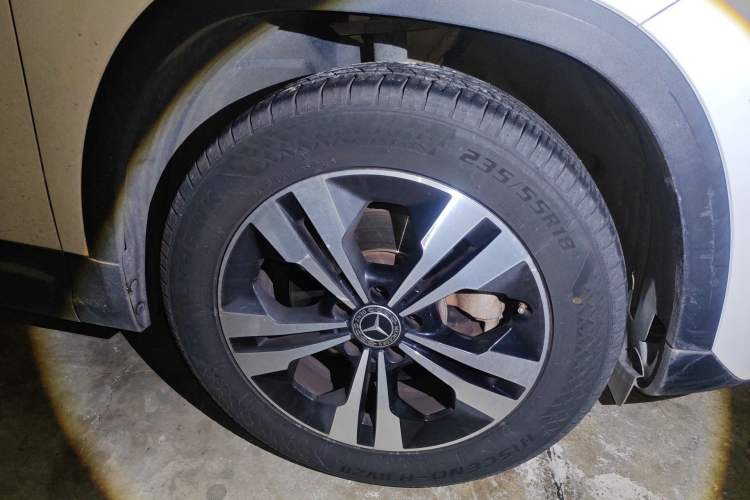 Used Mercedes-Benz GLA 2020 GLA 200 Right Front Wheel Hub