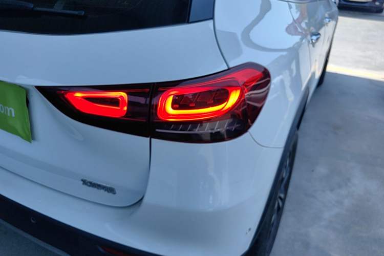 Used Mercedes-Benz GLA 2020 GLA 200 Right Rear Taillight