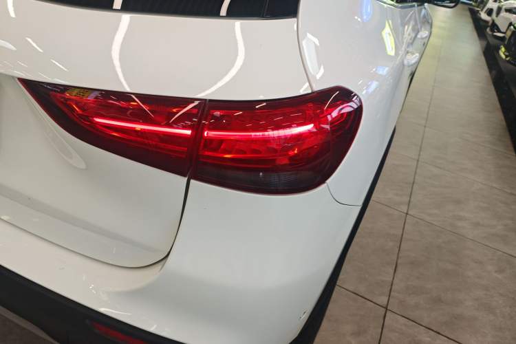 Used Mercedes-Benz GLA 2020 GLA 180 Right Rear Taillight