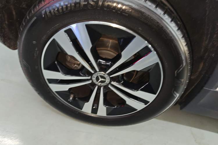 Used Mercedes-Benz GLA 2020 GLA 200 Right Rear Wheel Hub